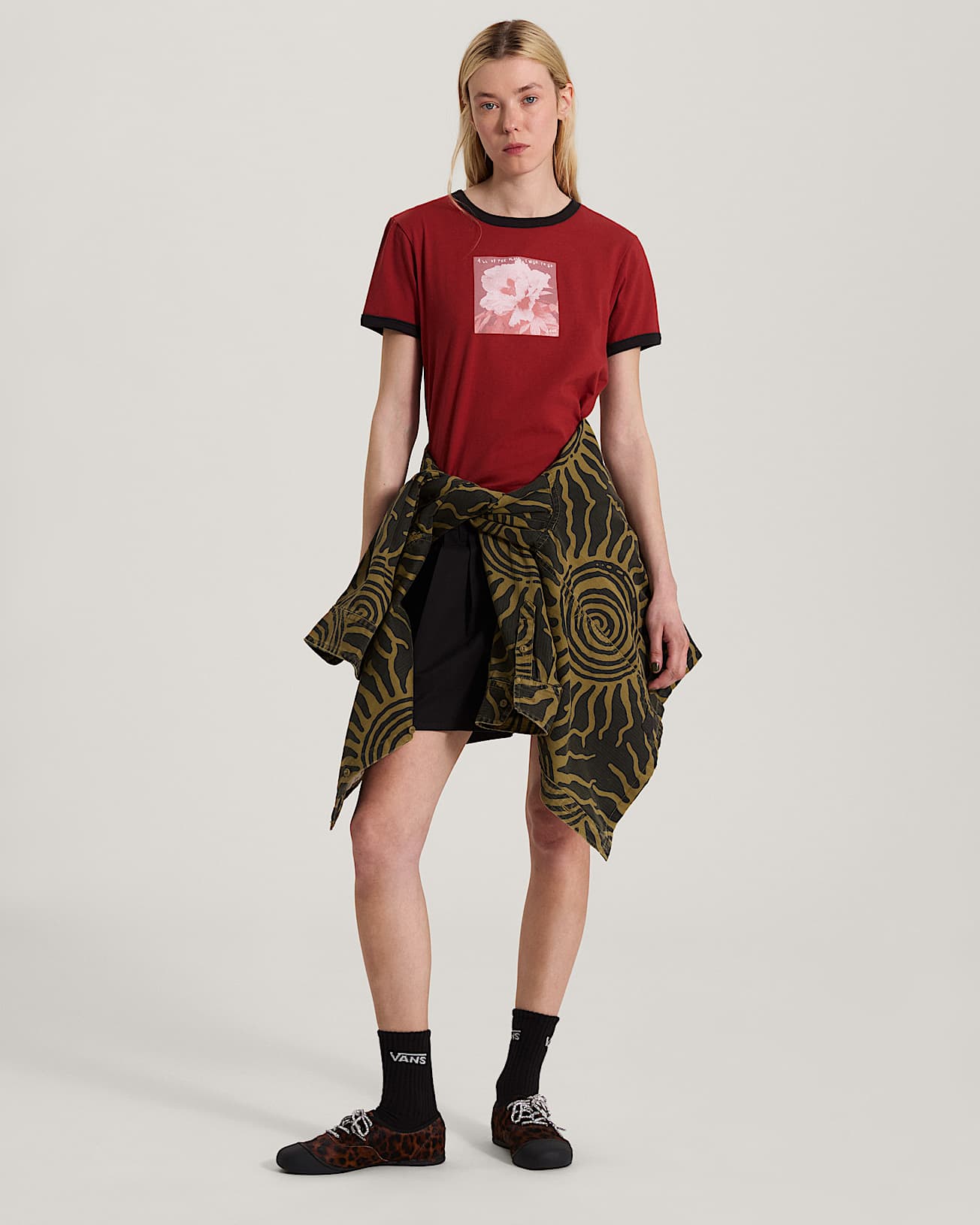 Places I Wish To Go Ringer SS Tee Poppy Ember VANS Red ALT4