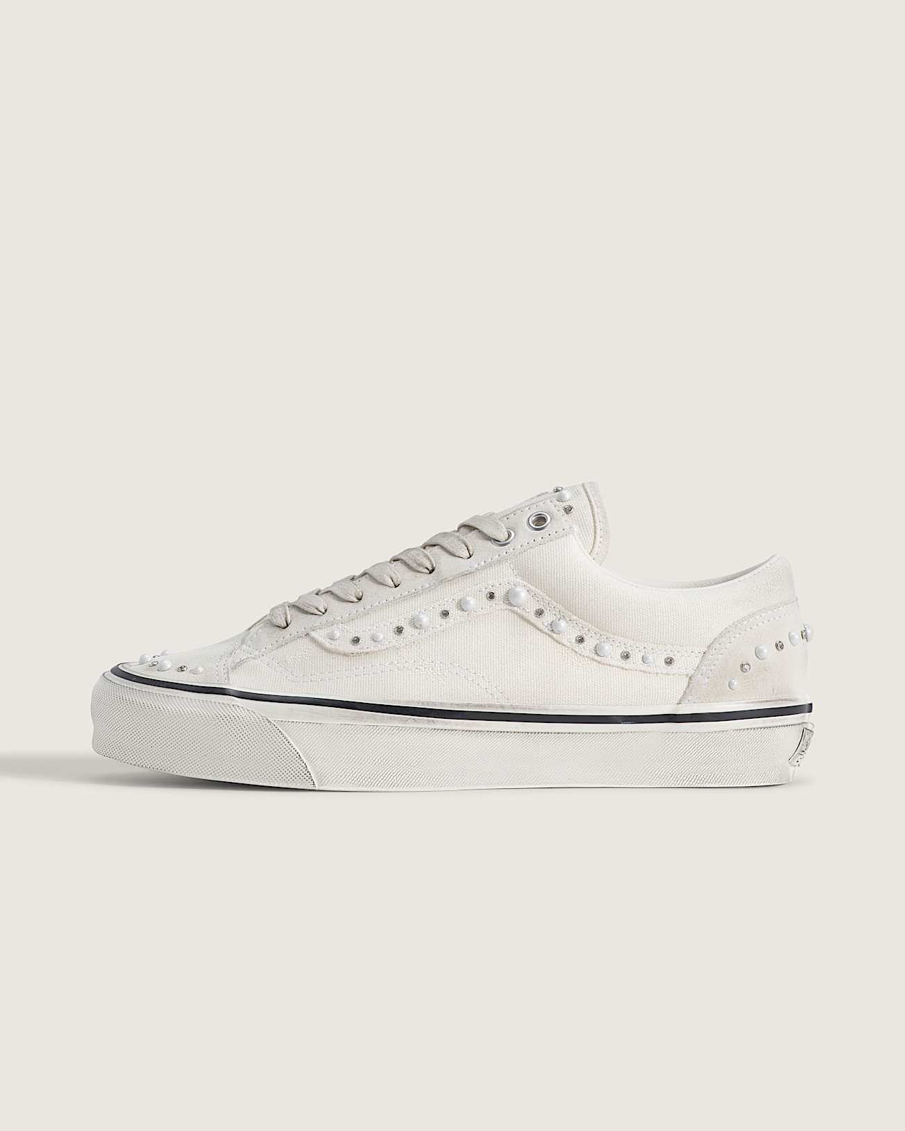 Premium Old Skool 36 Shoes VANS White HERO