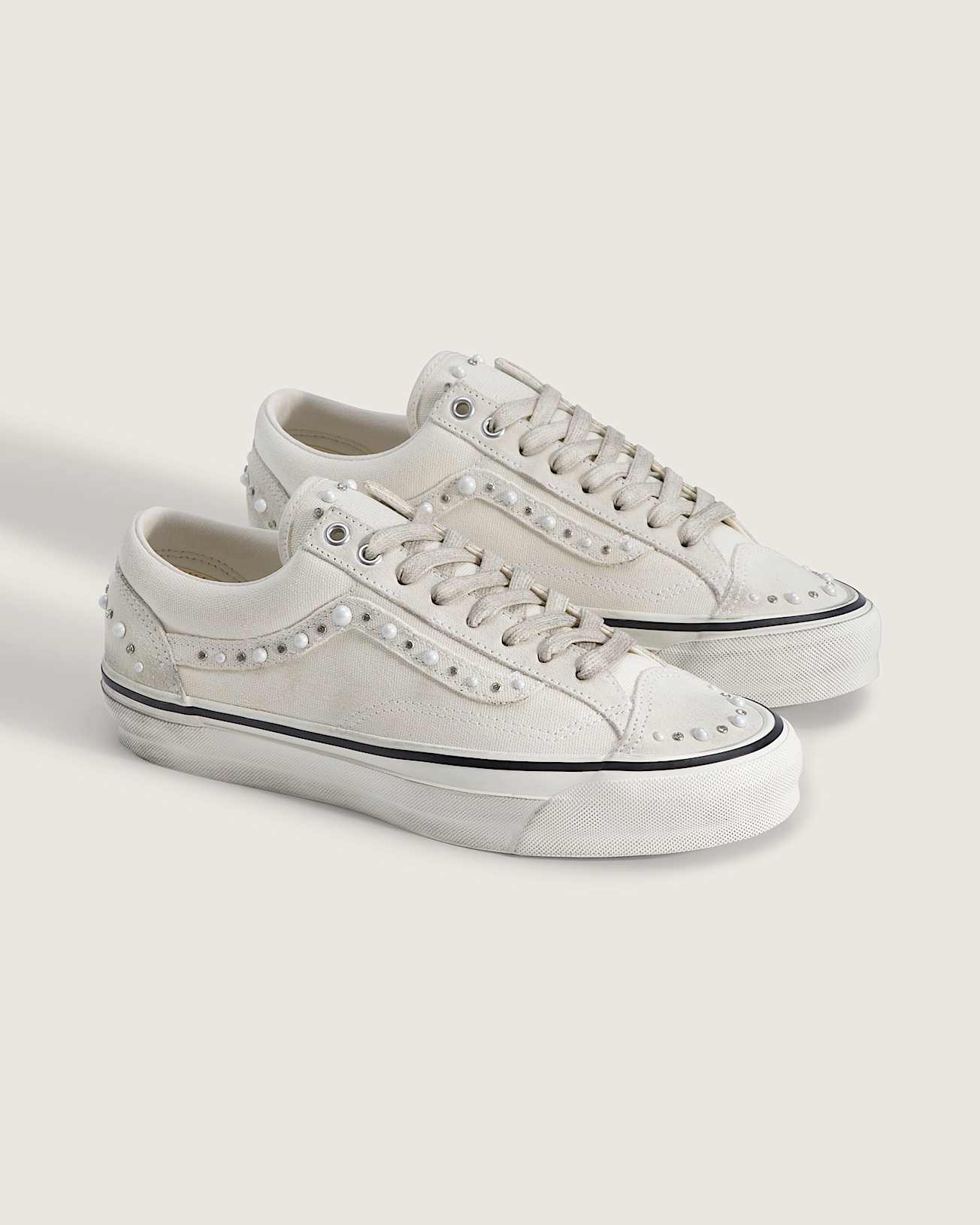 Premium Old Skool 36 Shoes VANS White ALT1