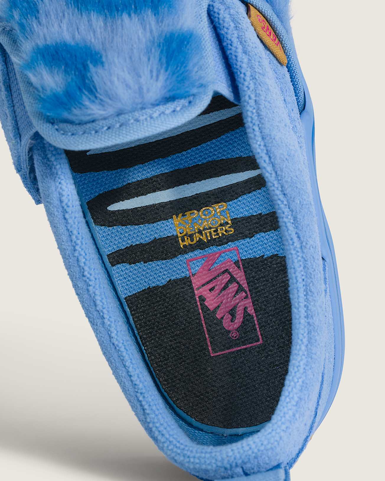 Scarpe Bambinoa KPop Demon Hunters x Vans Classic SlipOn V 14 anni VANS Blu ALT6
