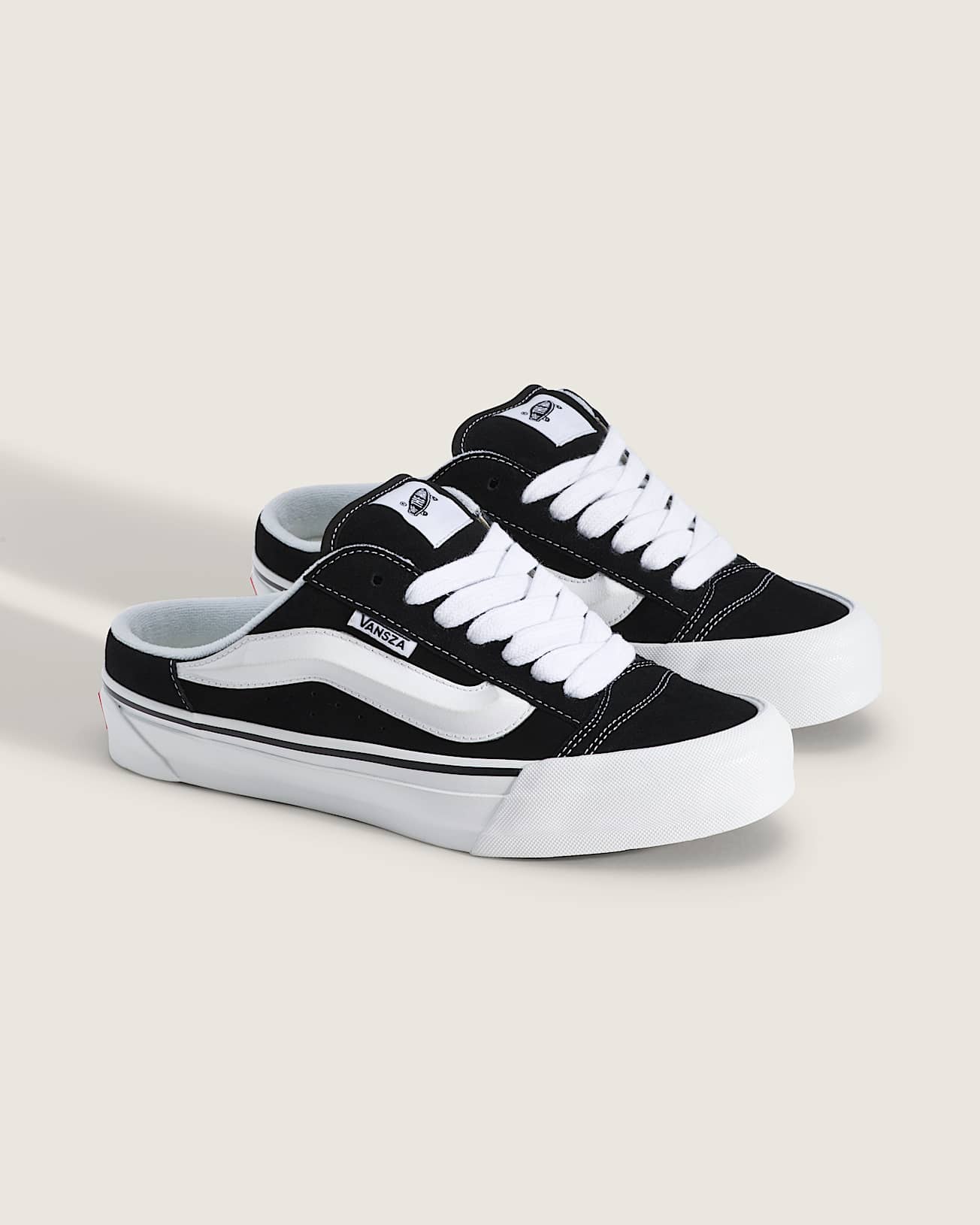 VANSZA Knu Skool Mule VANS Black ALT1