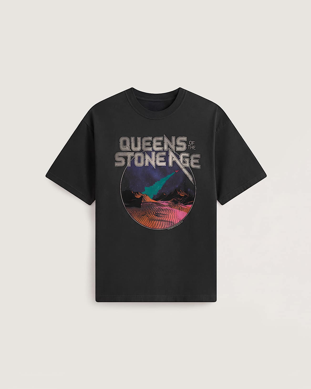 Camiseta Queens of the Stone Age VANS Negro HERO