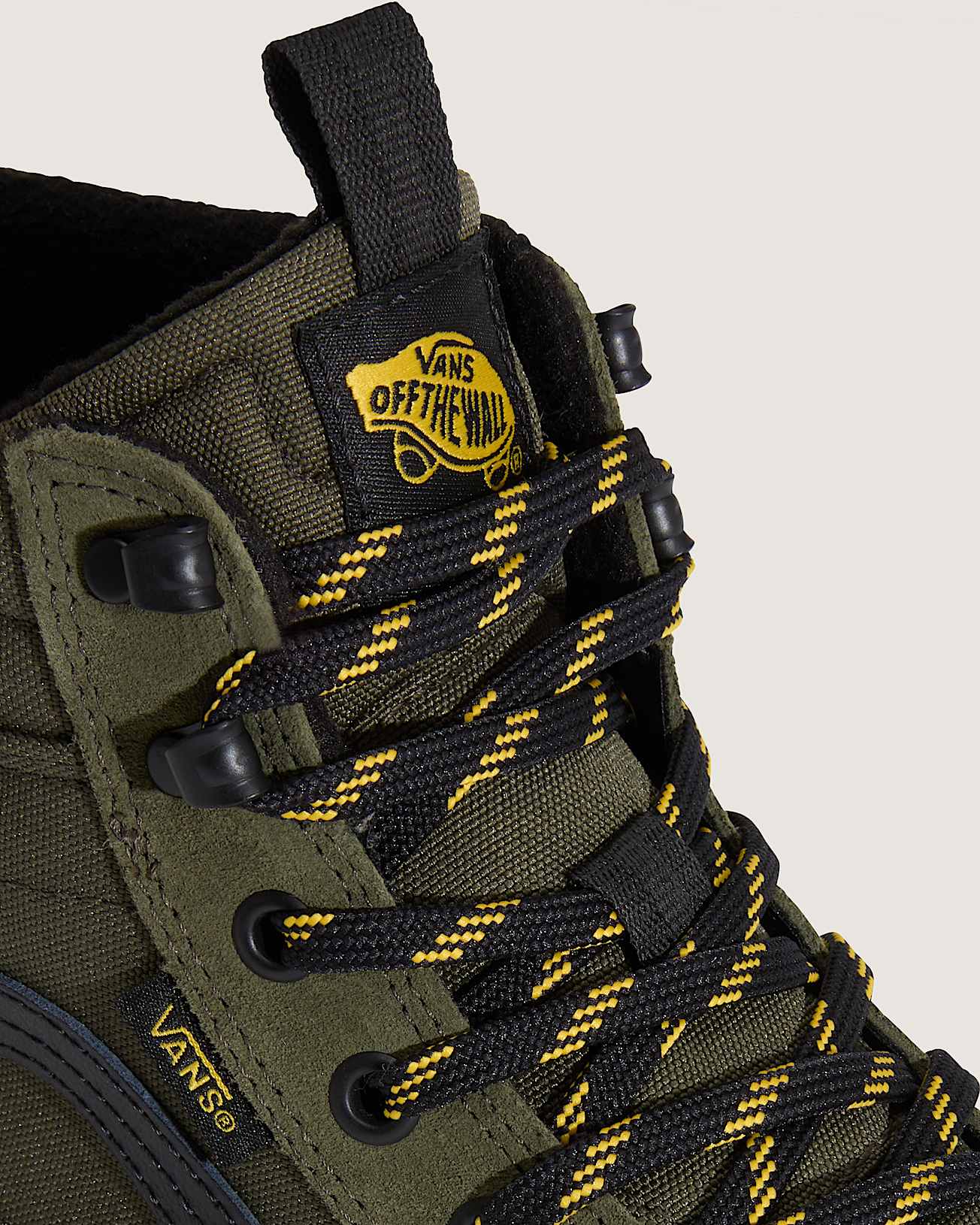 Sk8Hi Waterproof Insulated Schoenen VANS ZwartGroen ALT7