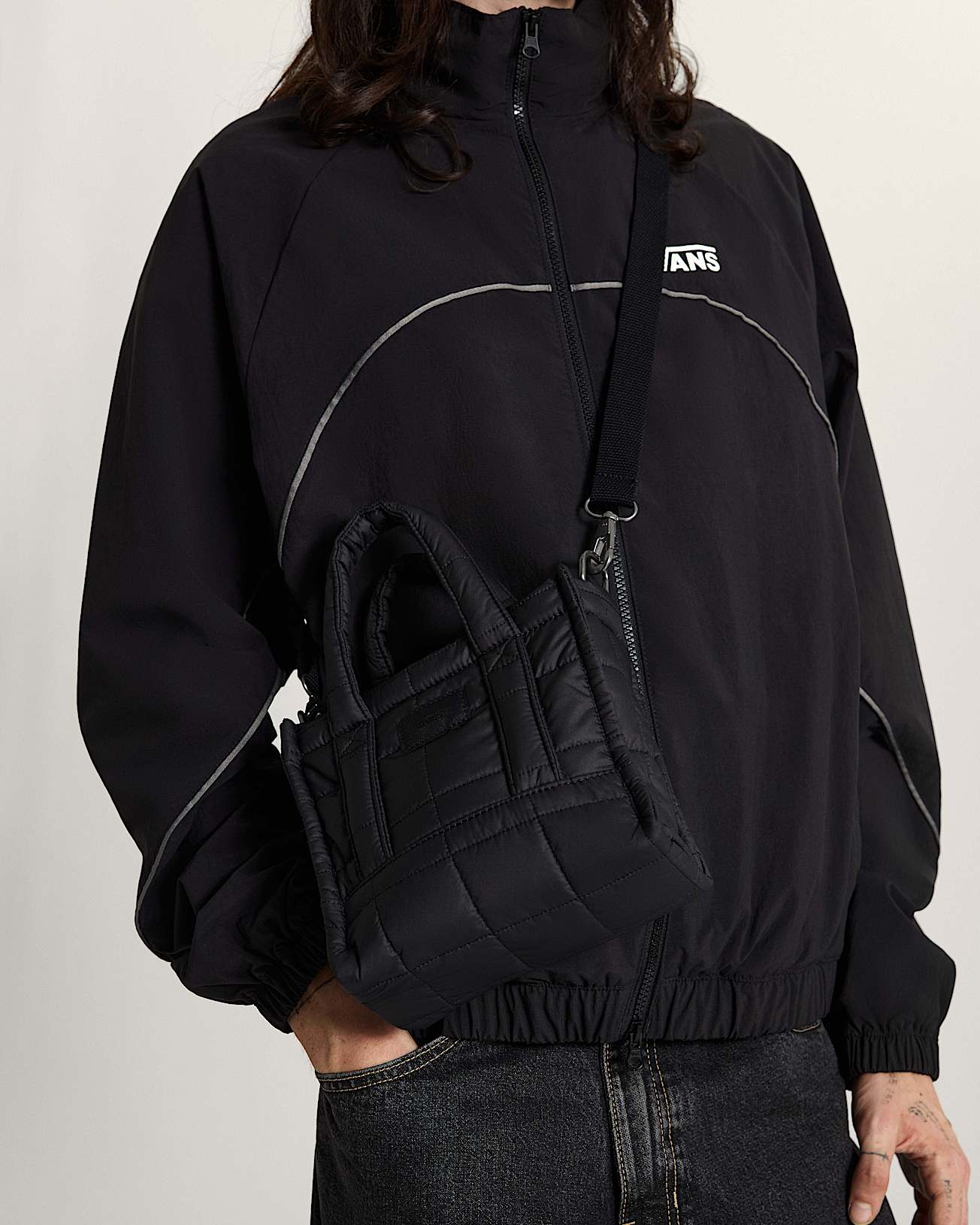 Lil Puff Tote VANS Black ALT4