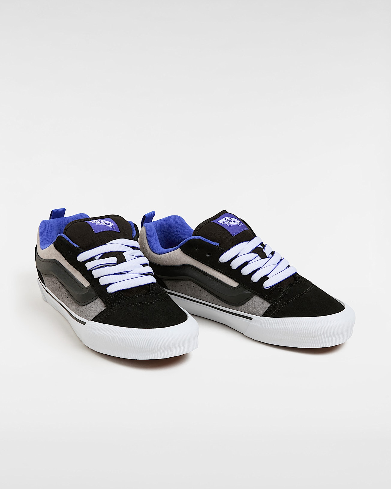 Knu Skool Shoes in Black| Vans UK