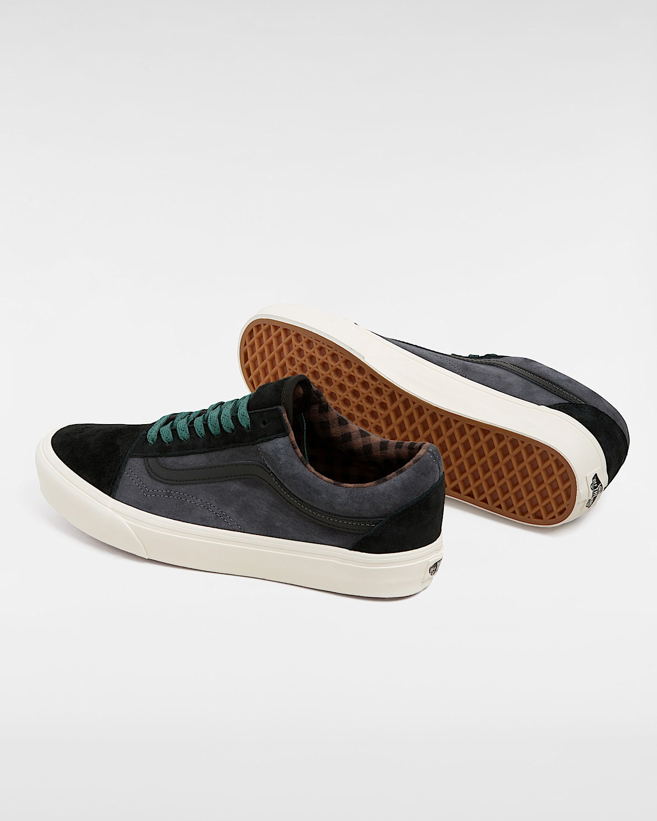 Old Skool Pig Suede Shoes in Grey| Vans UK