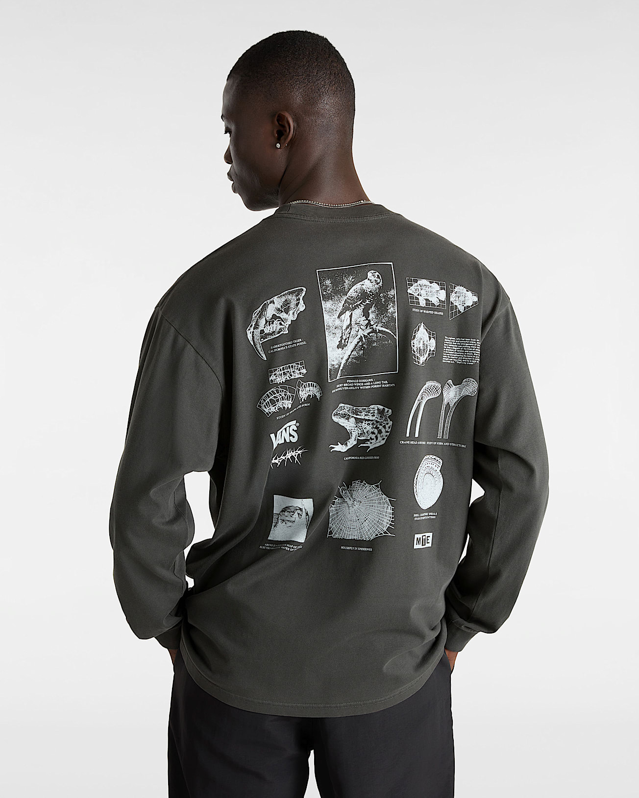 MTE Brain Storms Study Long Sleeve T-Shirt in Black| Vans UK MTE Brain Storms Study Long Sleeve T-Shirt in Black| Vans UK