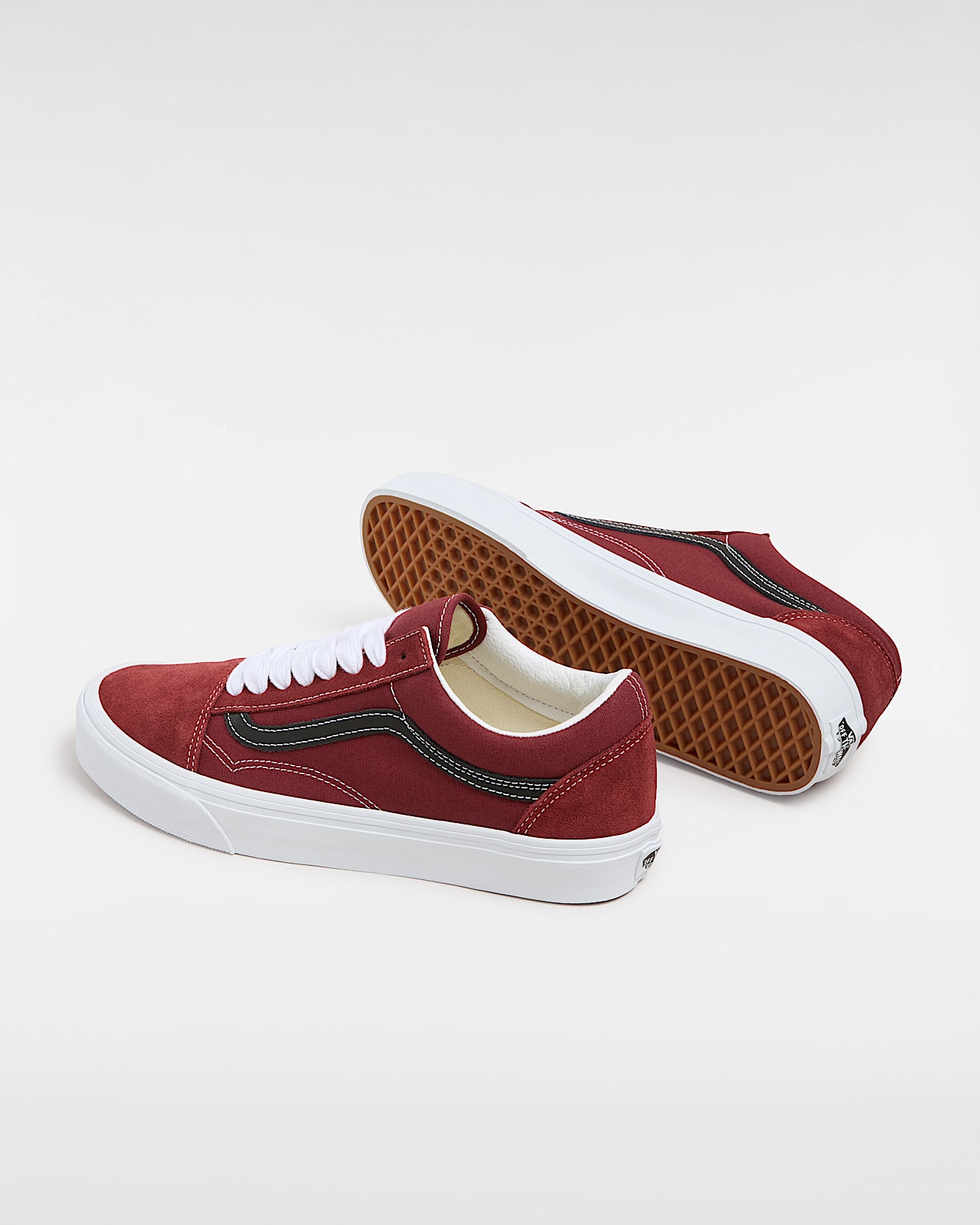 Old Skool Shoes in Red| Vans UK