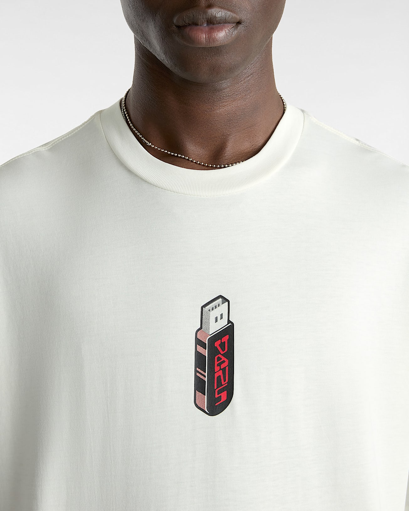 Jump Drive T-Shirt in White| Vans CZ Jump Drive T-Shirt in White| Vans CZ