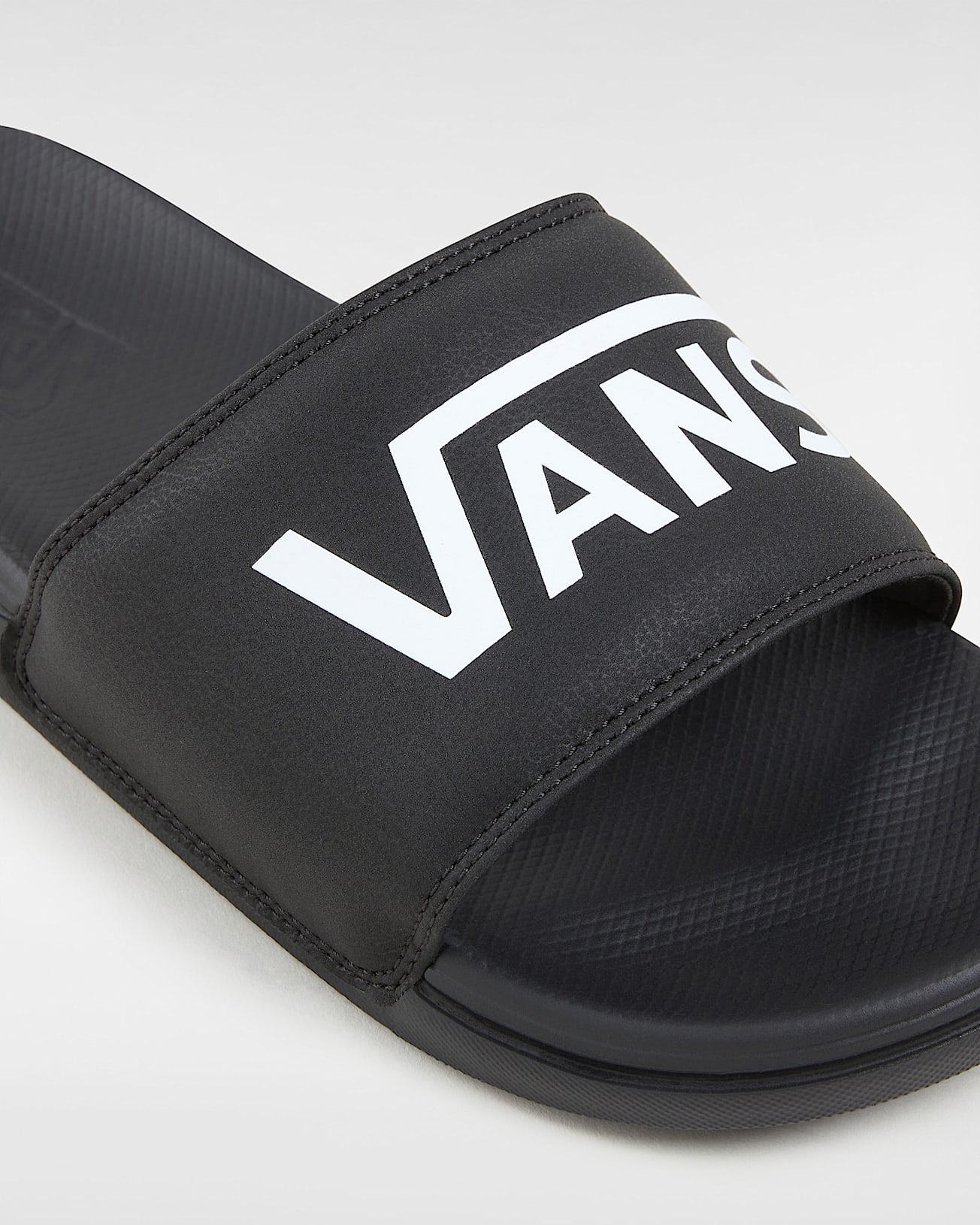 MTE La Costa Slide in Dark Khaki Beige | Vans