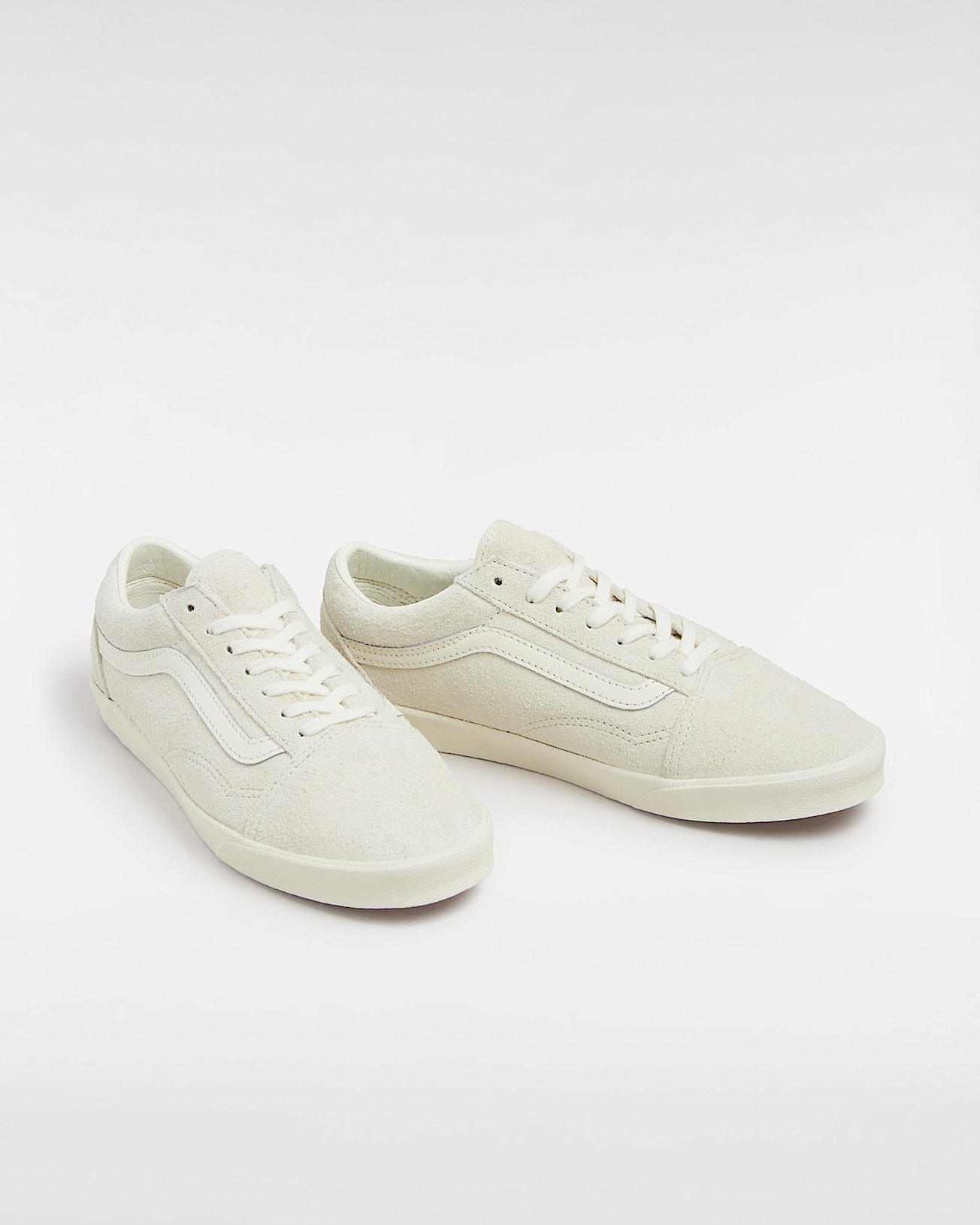 Old Skool Lowpro Shoes in White| Vans CZ