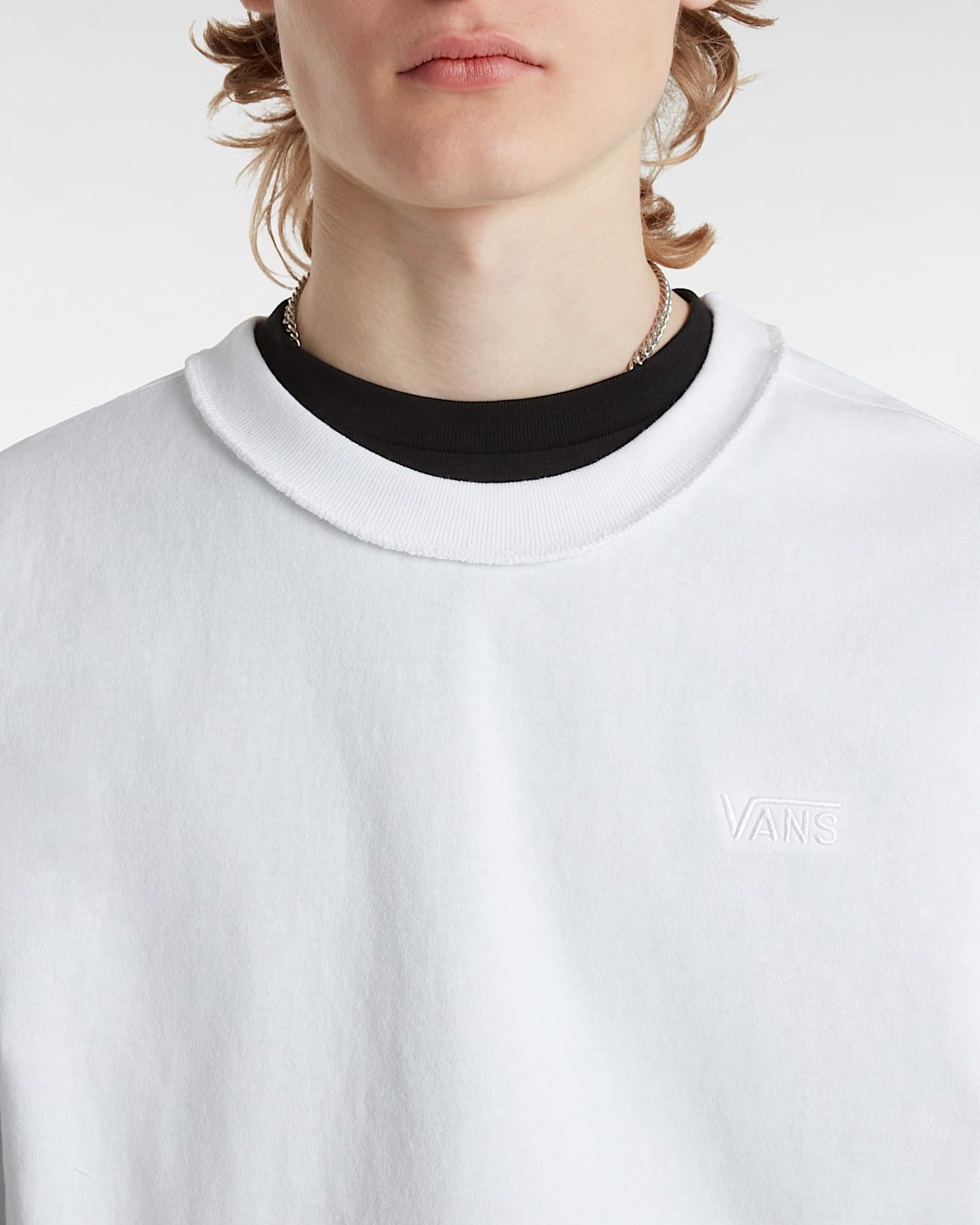 Premium Logo T-Shirt in White| Vans UK