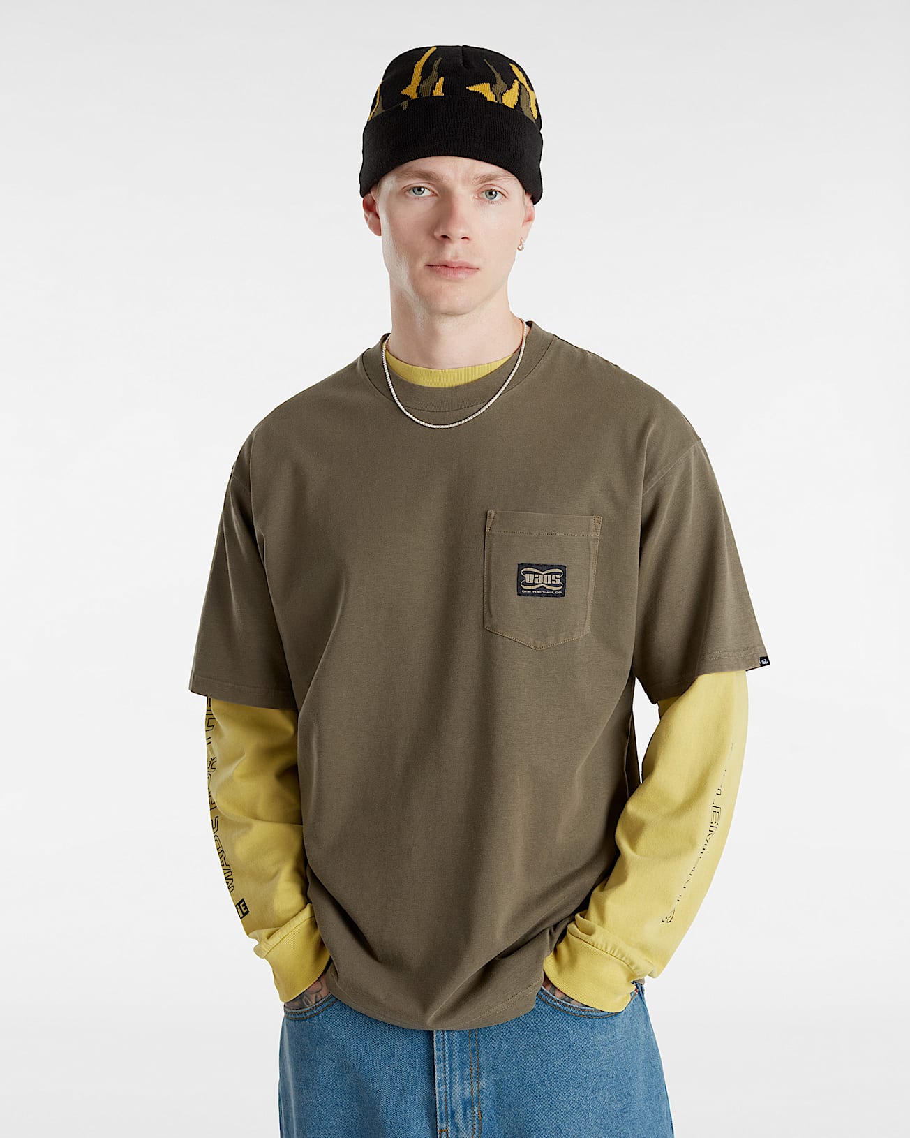 Hyper Patch Pocket T-Shirt in Brown| Vans UK