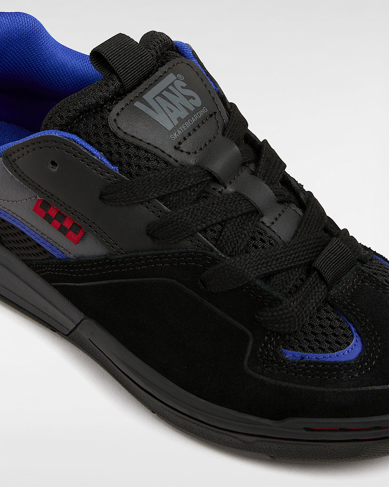 Skate Mixxa Shoes in Black/Grey| Vans DK