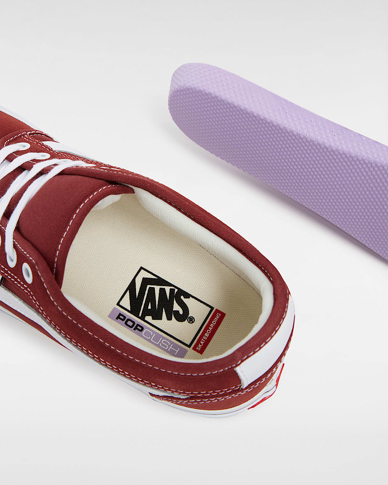 Skate Chukka Low Sidestripe Shoe - 6