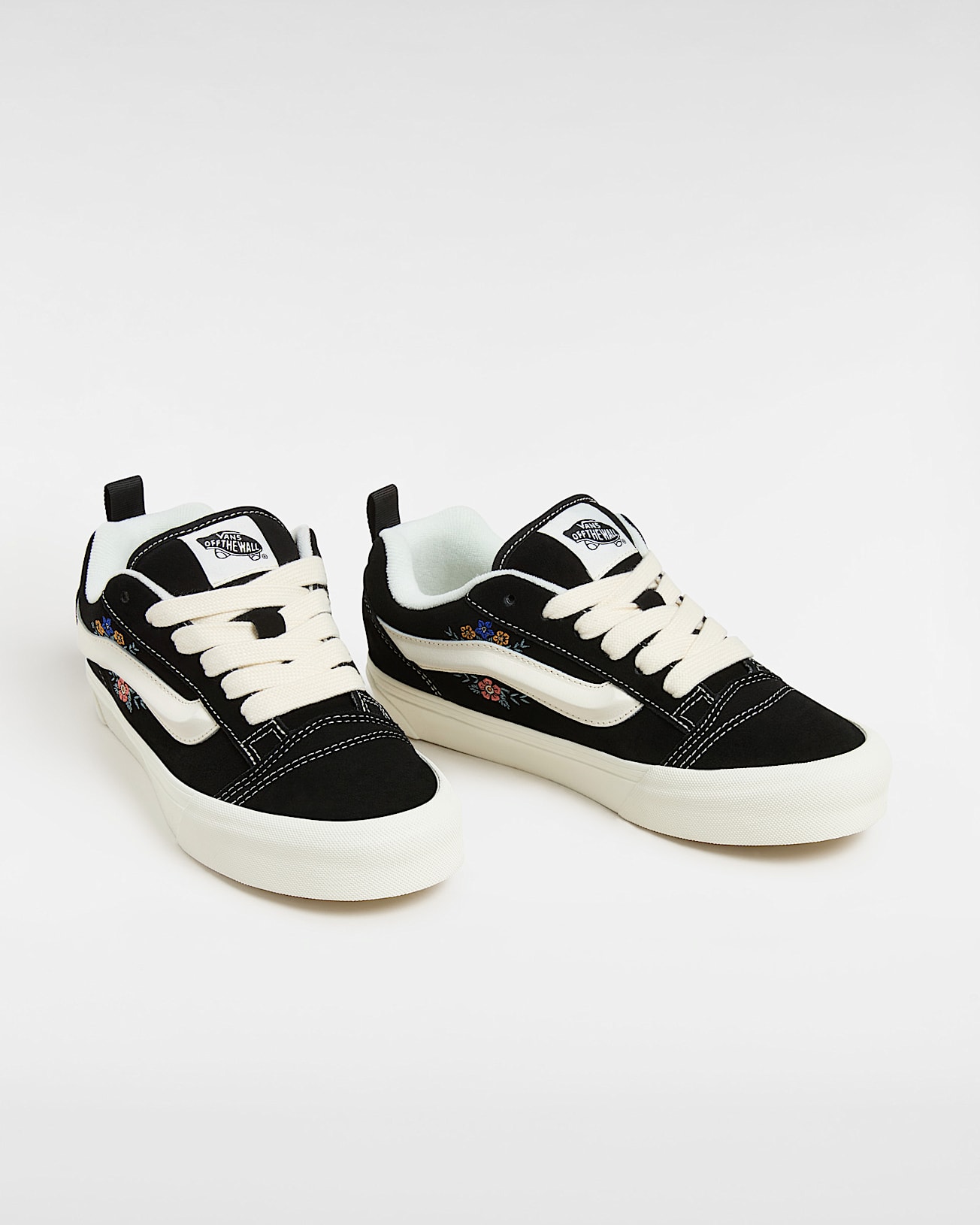 Knu Skool Shoes - 2