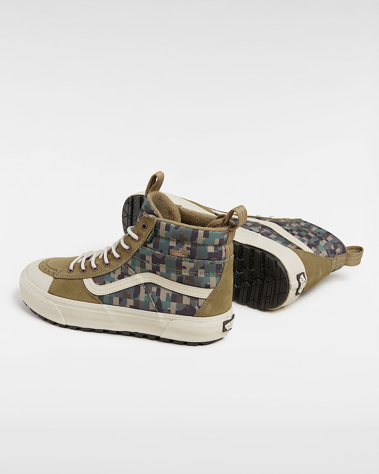 MTE Sk8-Hi Waterproof Shoes - 3