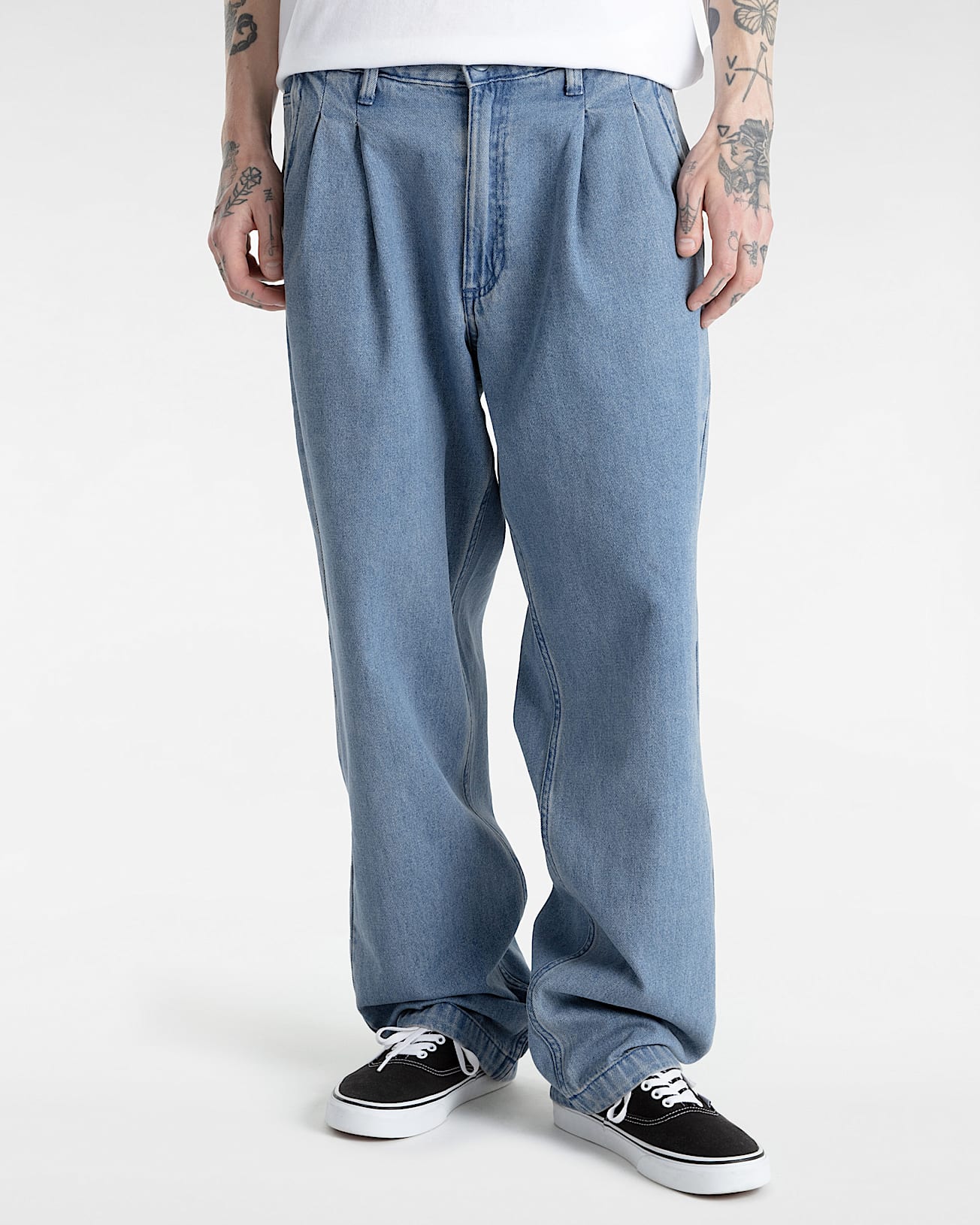 Authentic Chino Loose Tapered Pleated Denim Trousers in Blue