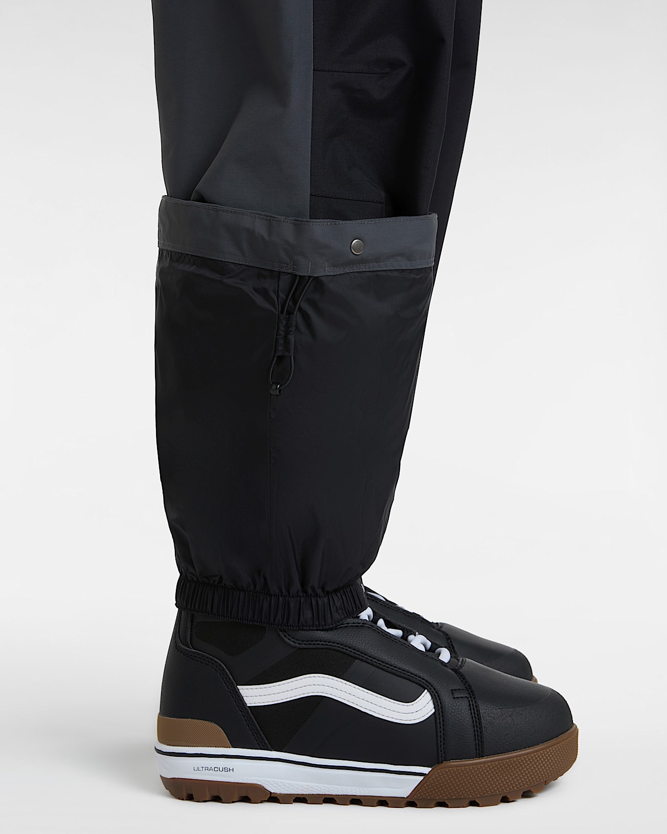MTE Hellbound Snowboard Trousers in Black| Vans UK