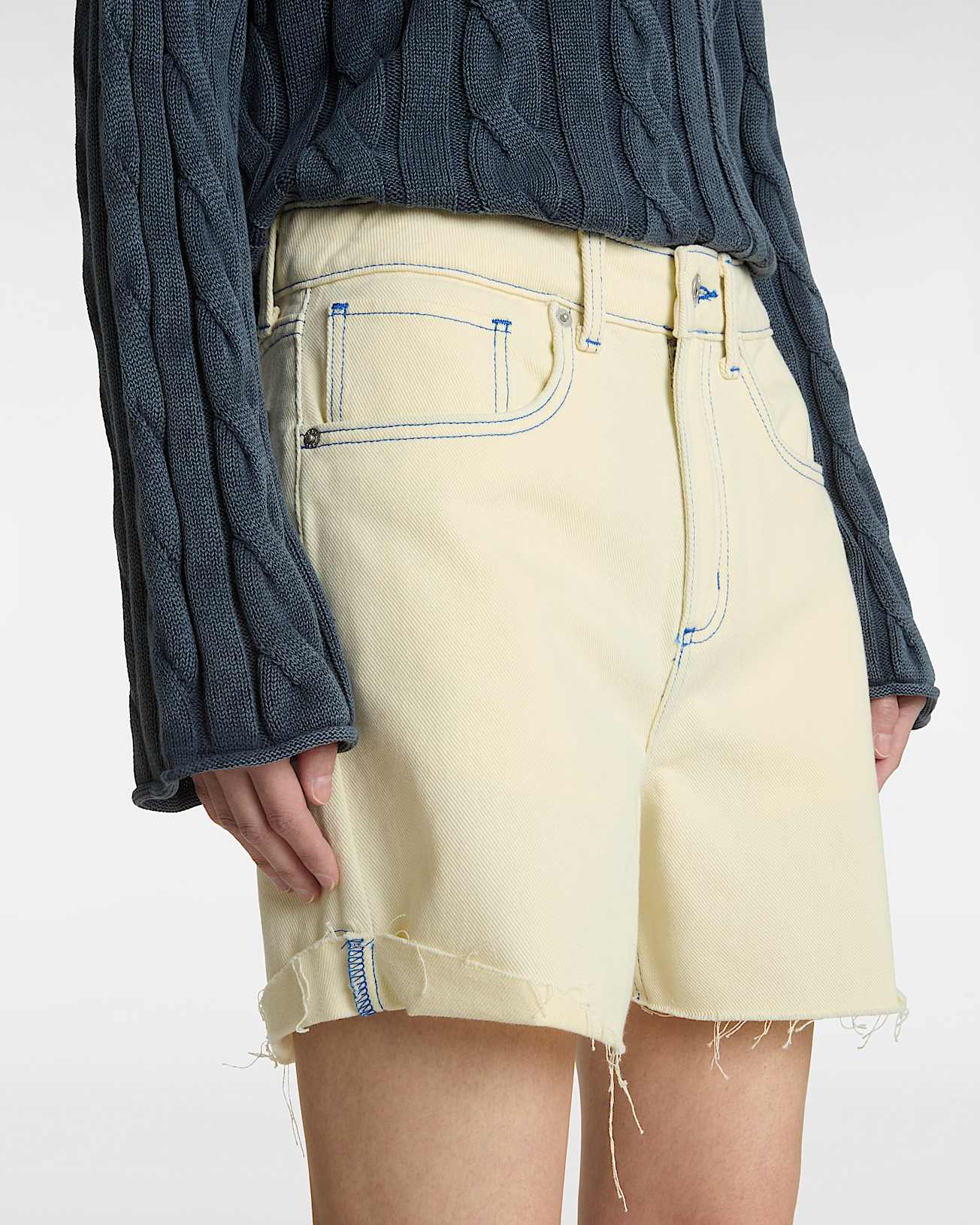 Short Jennifer - 7
