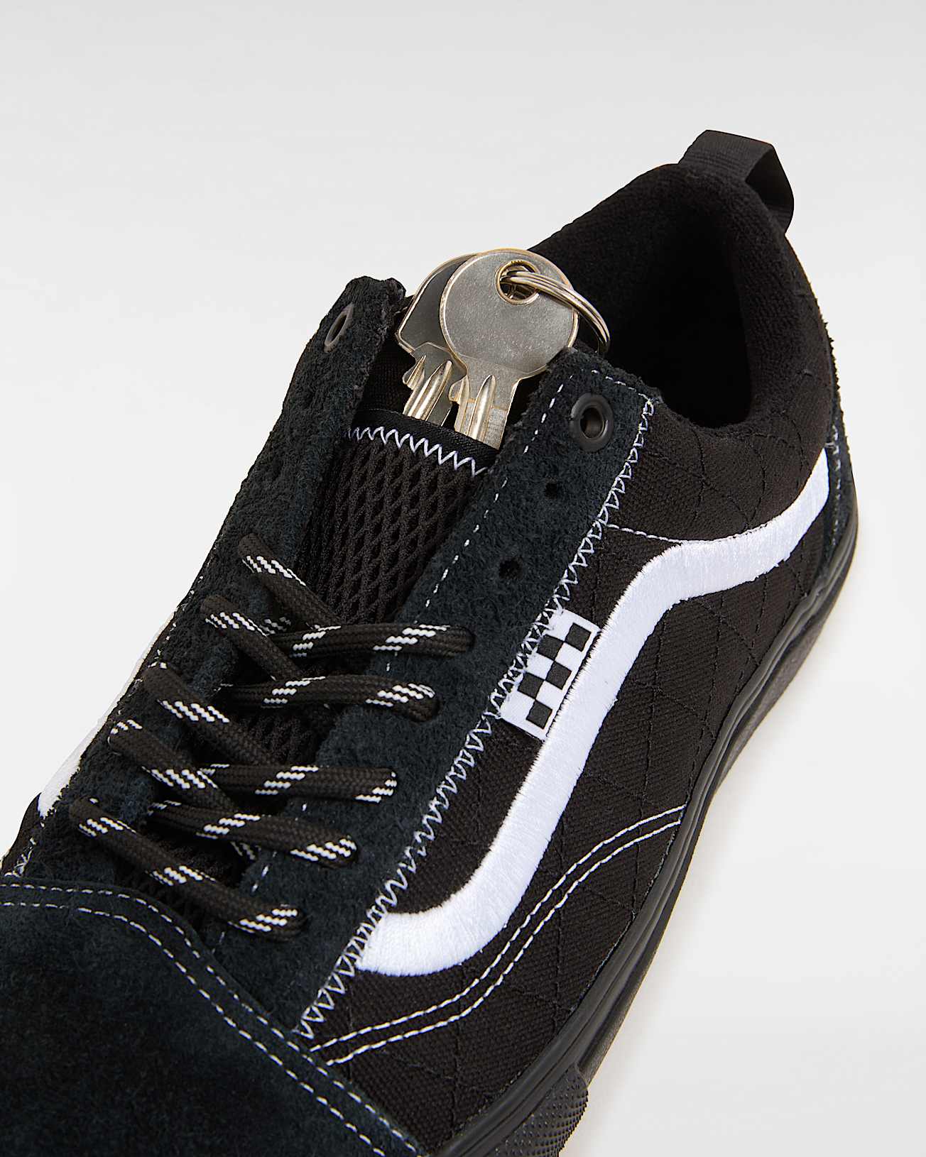 “Doobie” Skate Old Skool Net Shoes