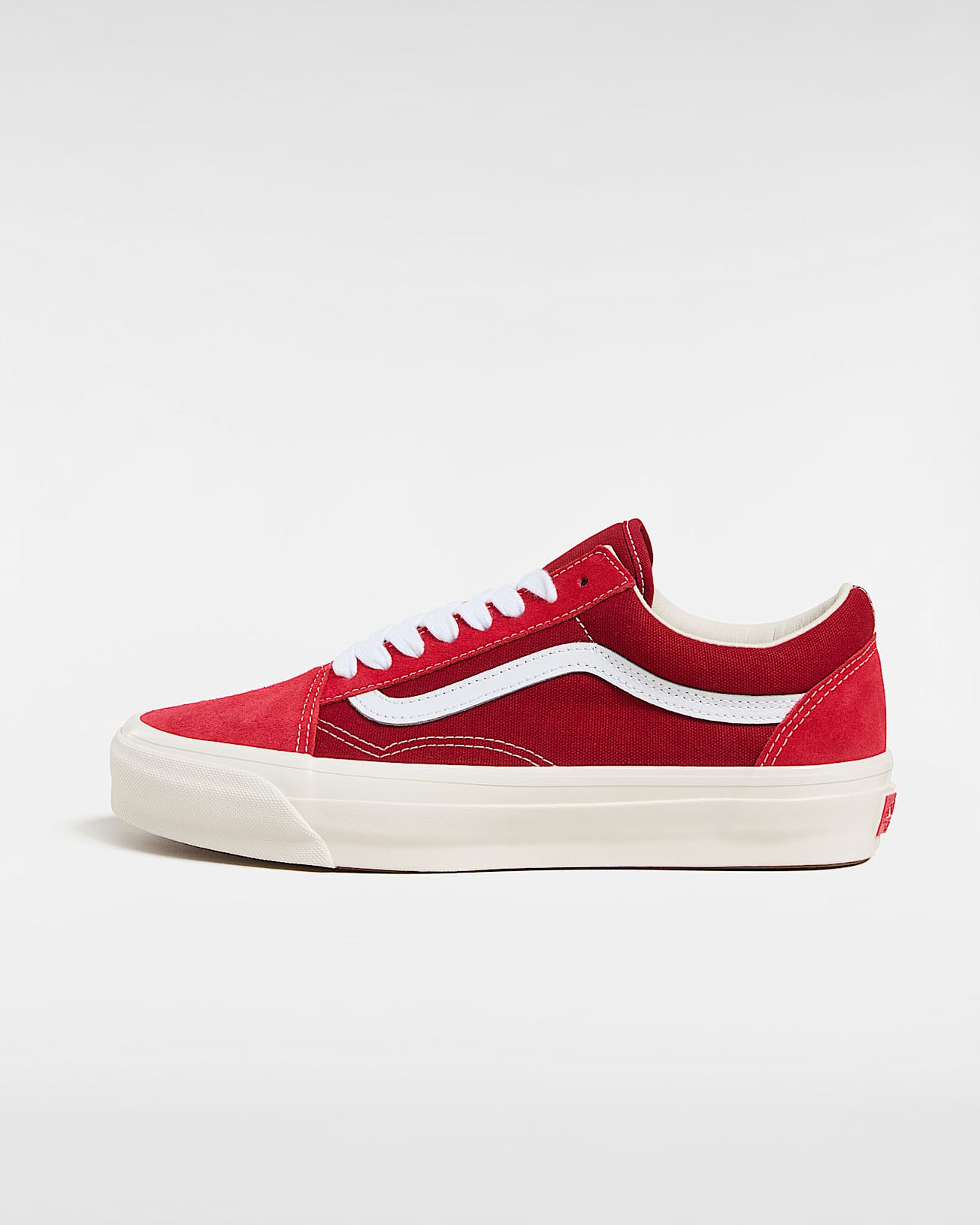 ◆VANS◆ Vans Premium Old School LX Suede Red Red VN000D569I Premium Old Skool Shoes in Red| Vans UK
