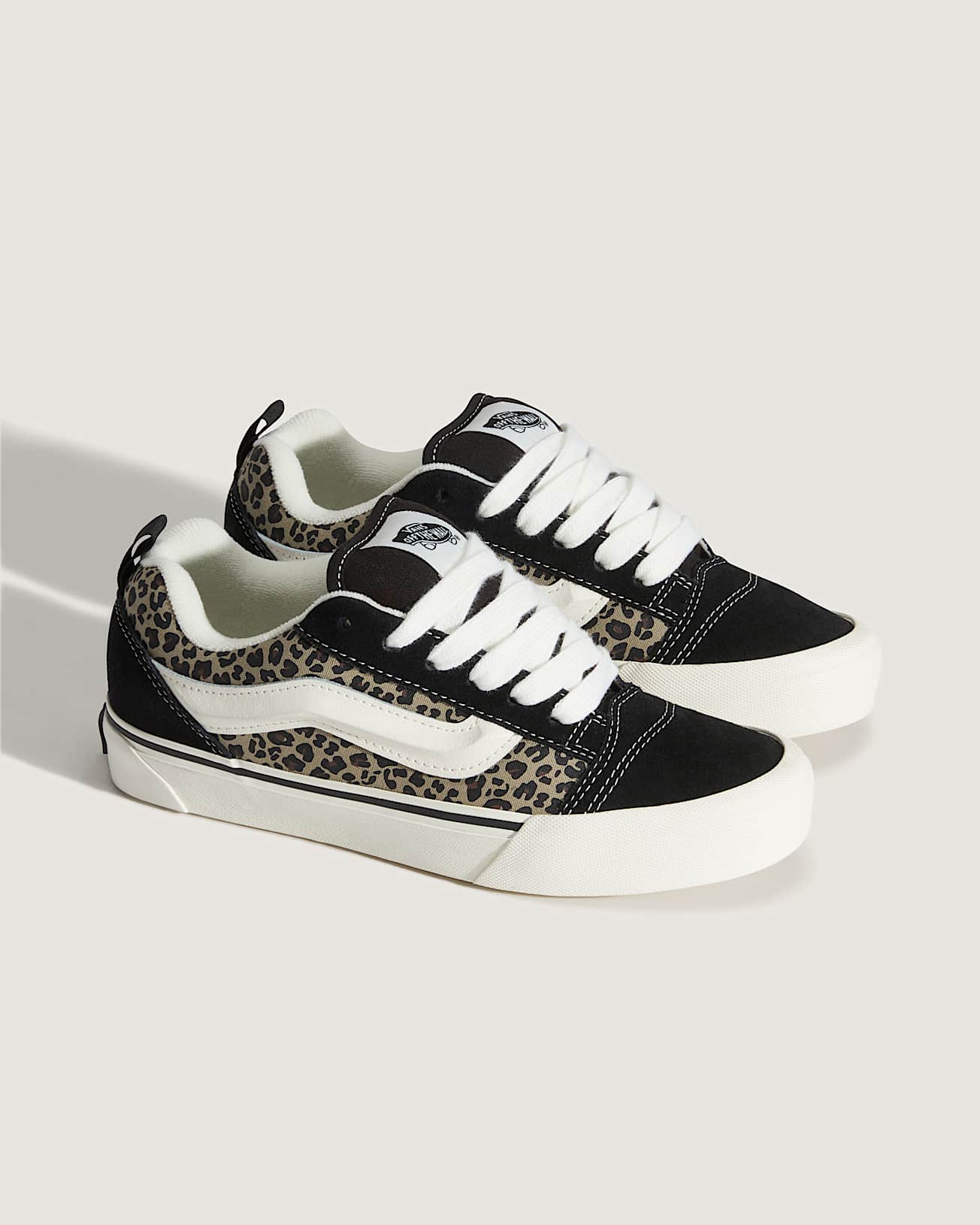 Knu Skool Shoes - 2