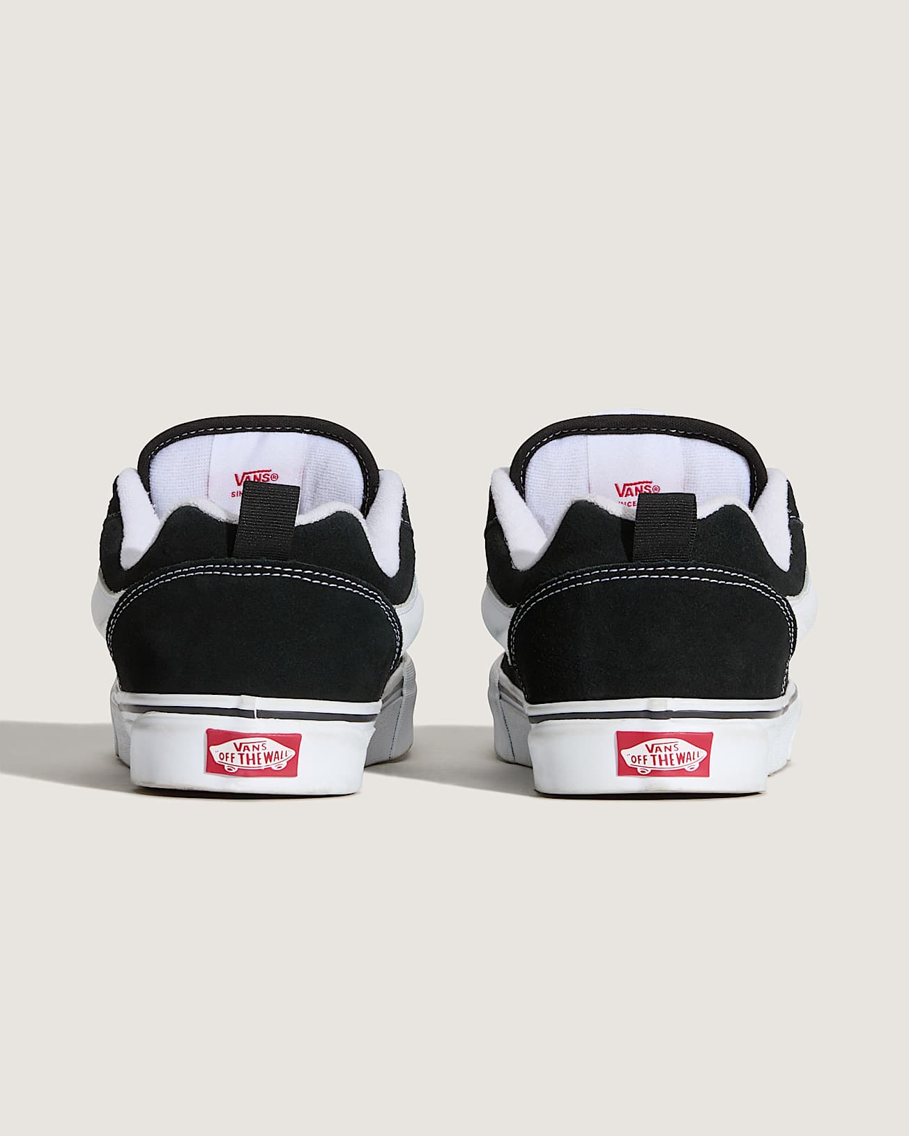 Knu Skool Shoes in Black| Vans UK