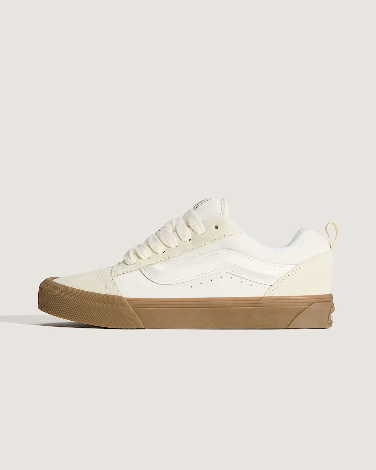Knu Skool Shoes in Beige| Vans SE