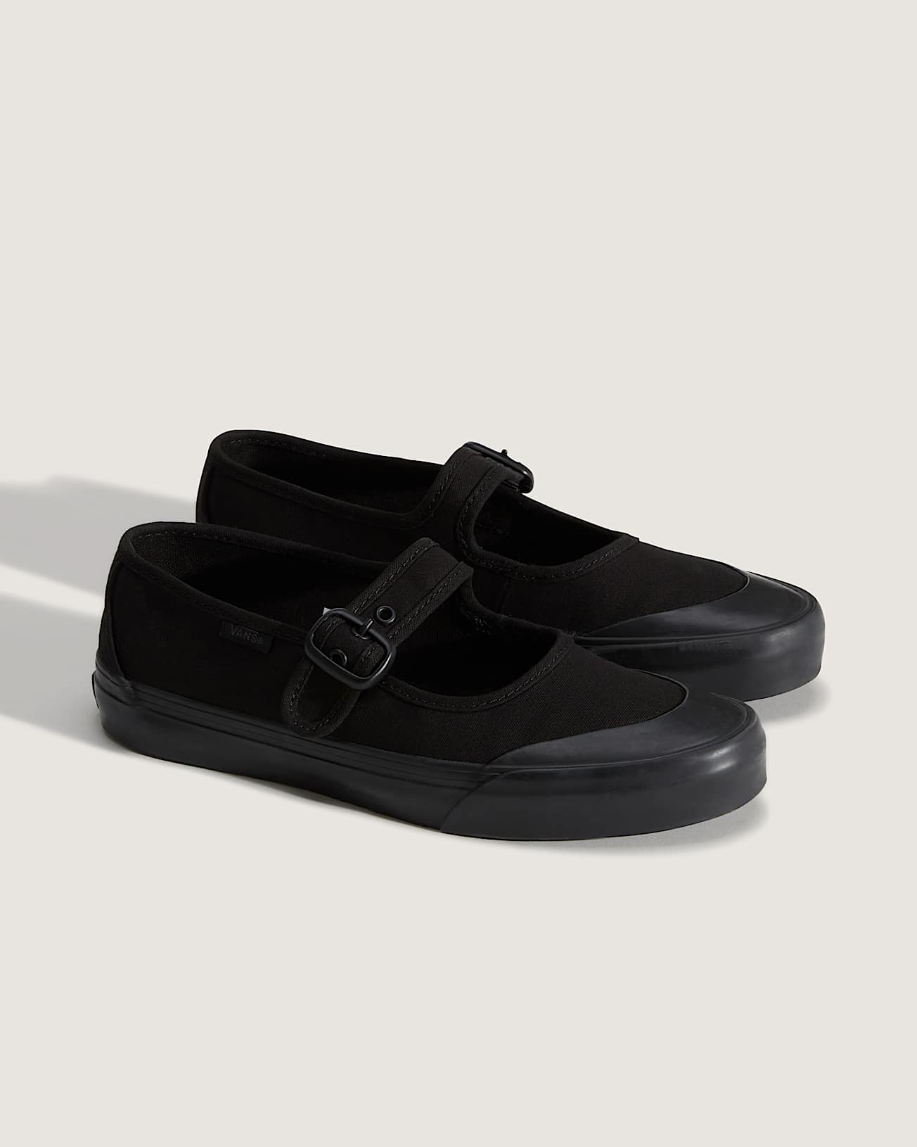 ☆VANS☆ Mary Jane in the Shadow Black Black VN000CRRBKA1 Vans Mary Jane In The Shadows Black - Sep 2024 - VN000CRRBKA