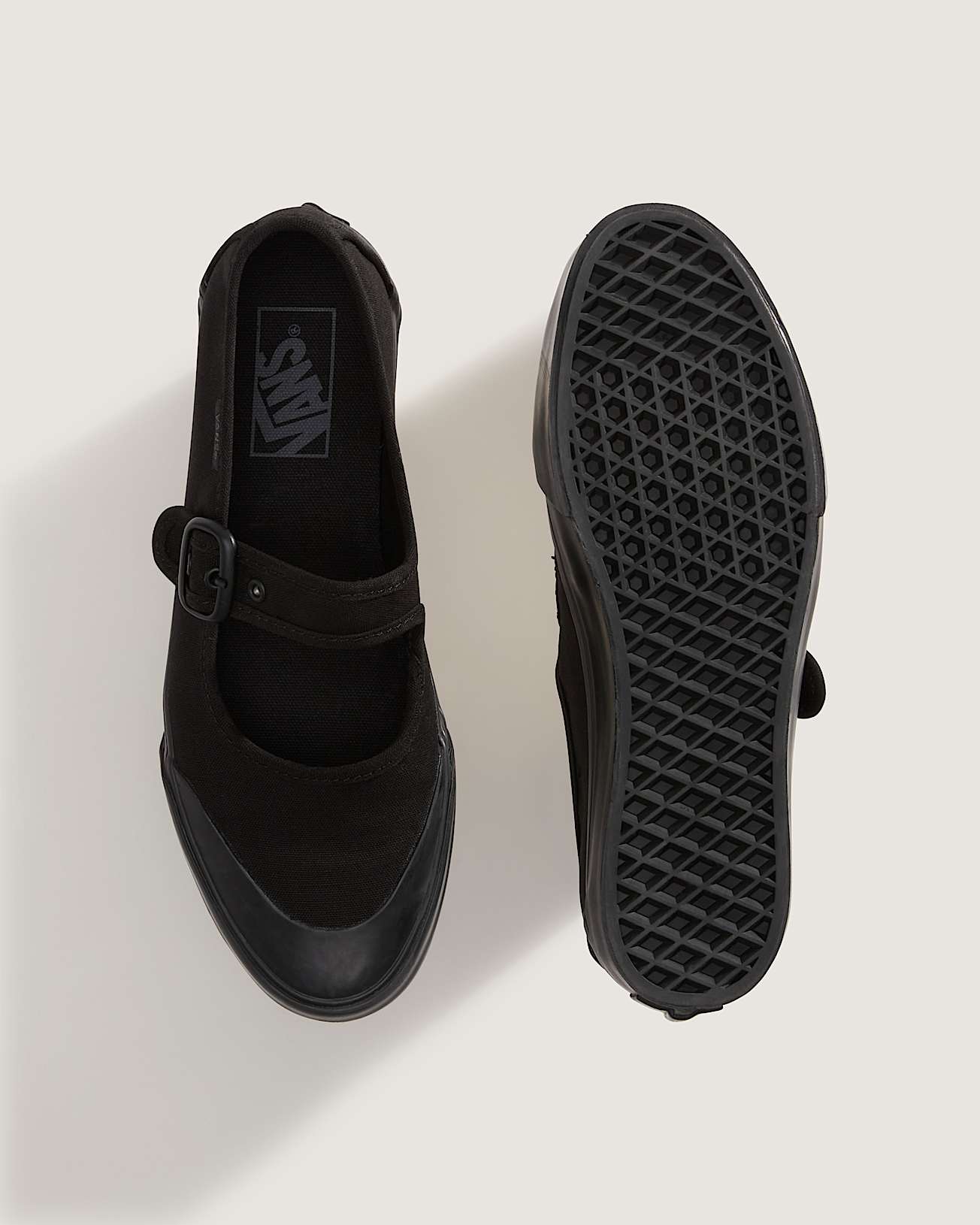 【関税込み】Vans ブラック Mary Jane フラットシューズ VANS☆MARY JANE☆メリージェーン☆IN THE SHADOWS BLACK/BLACK