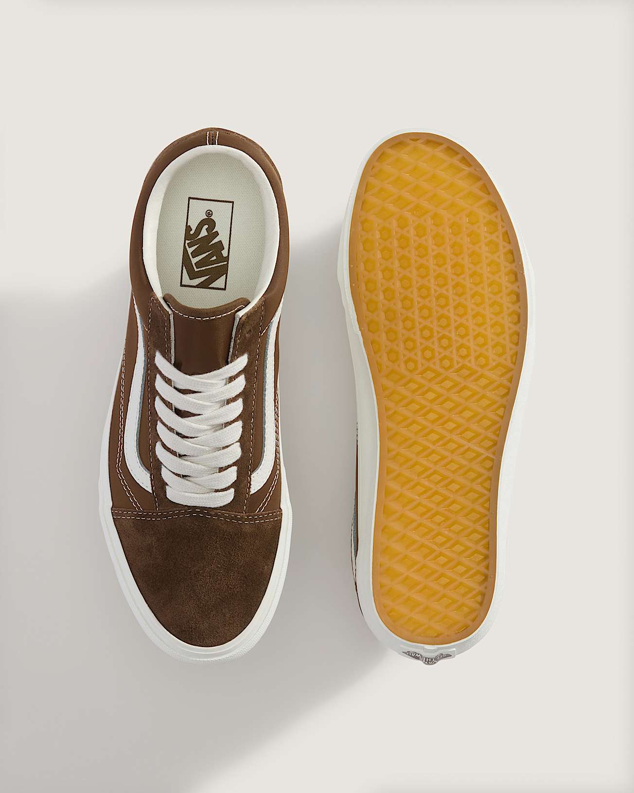 スニーカー ^VANS^ Old School 36 Twill Russet Brown VN000CT97BF1 The Chanel-Inspired Vans Premium Old Skool 36 Souvenir