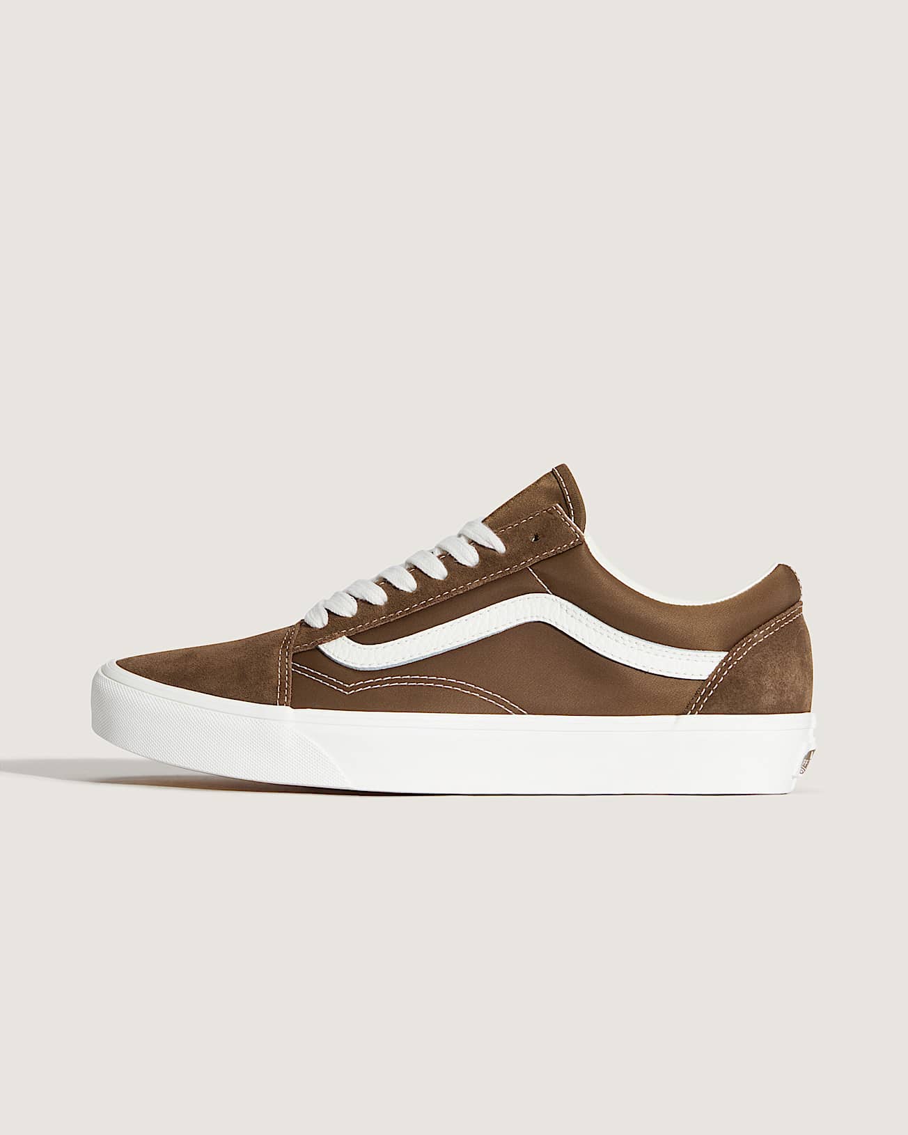 Old Skool Shoes in Brown| Vans UK
