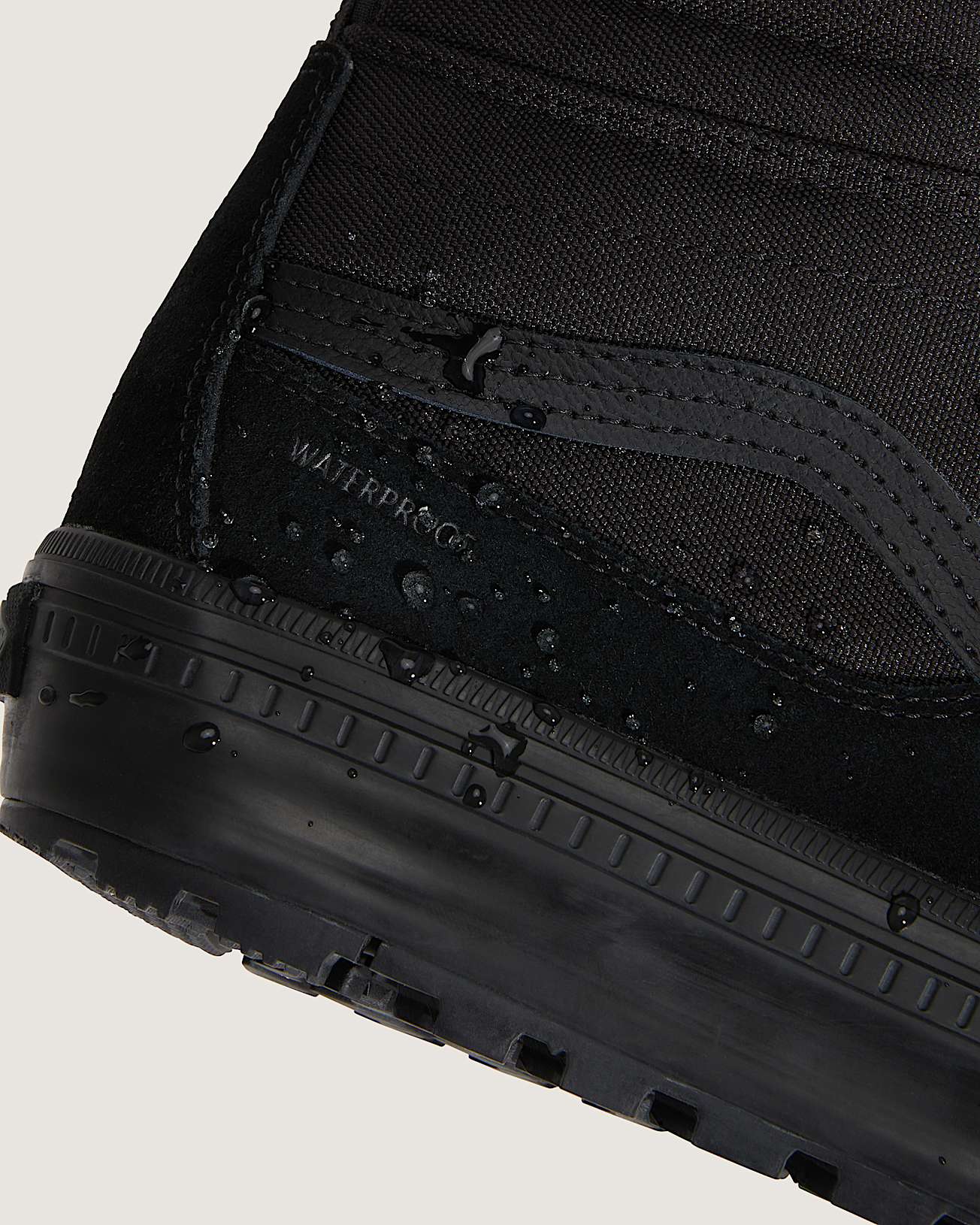 Sk8-Hi Waterproof Insulated Shoes - 7